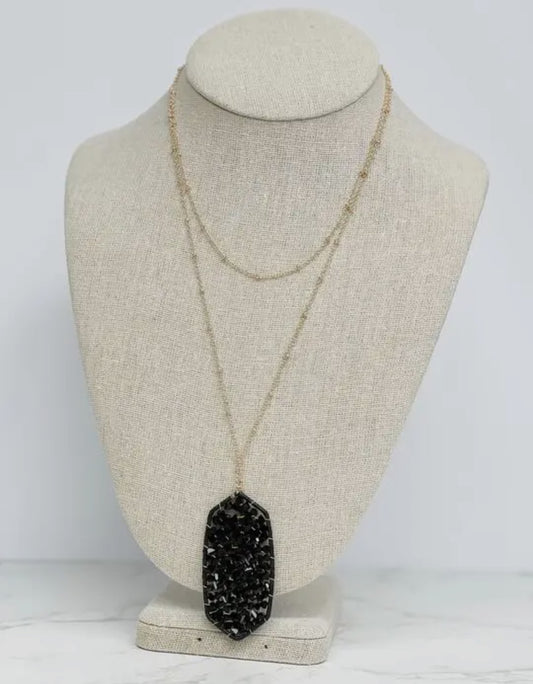 Classic pendant beaded long necklace